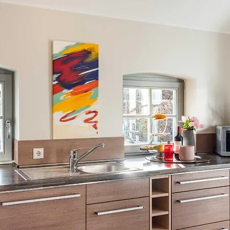 Strandgut - Reetdachhaus In Strandnaehe