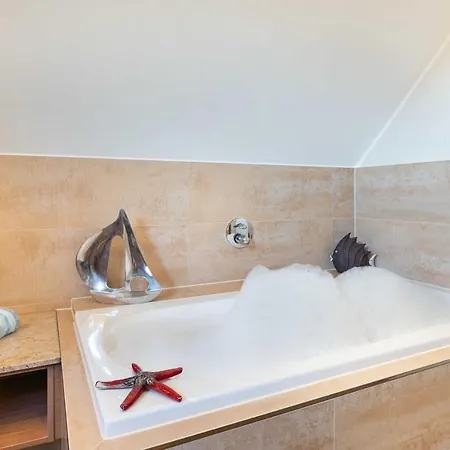 Ferienhaus Strandgut mit Sauna *