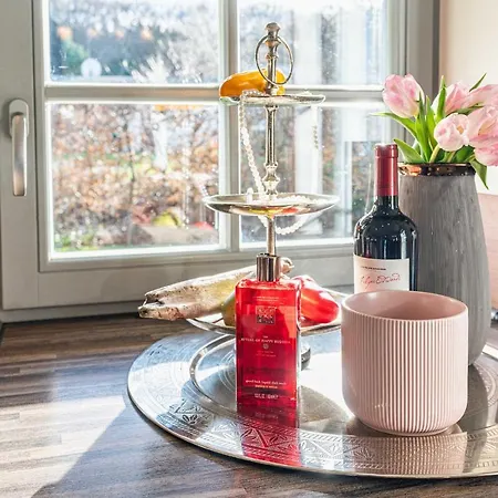 Strandgut - Reetdachhaus In Strandnaehe Feriehus Stubbenfelde